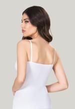 Maiou dama modelator in talie cu bretele subtiri, material moale, culoare alb