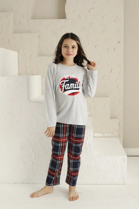 Pijama Fete Gri cu Mâneca Lungă, Imprimeu We Are Family