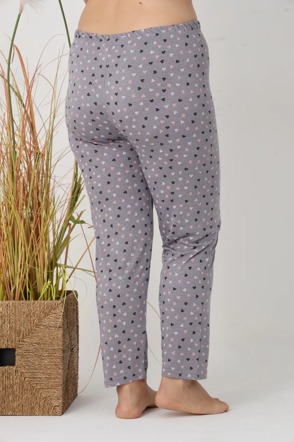 Pantaloni de pijama damă Big Size, gri cu inimioare colorate