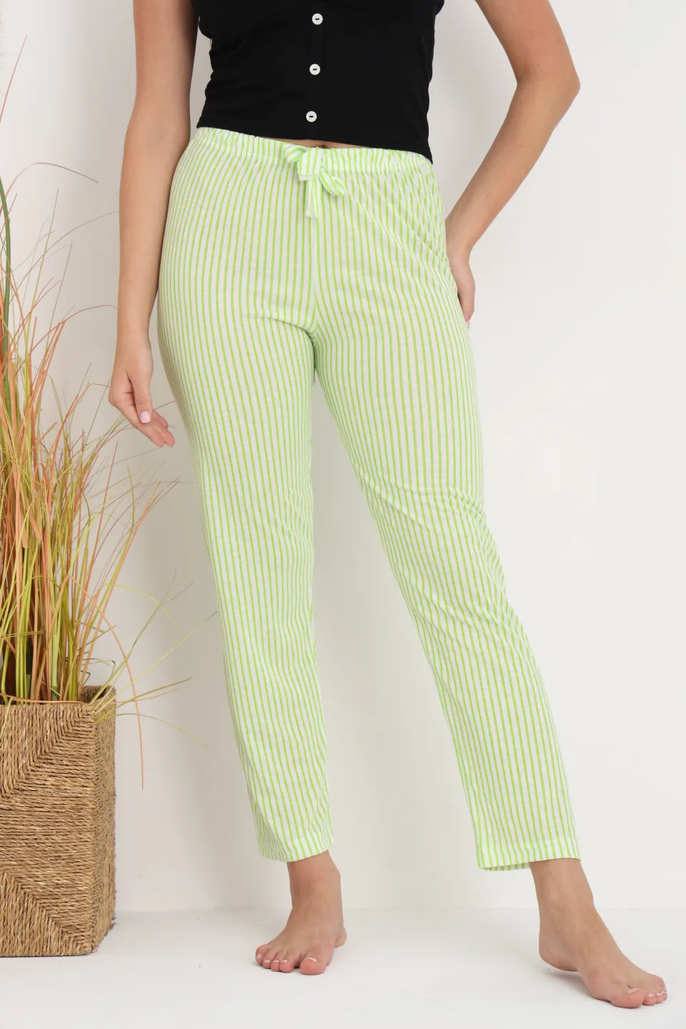Pantaloni de pijama damă cu dungi verde și alb, croială lejeră