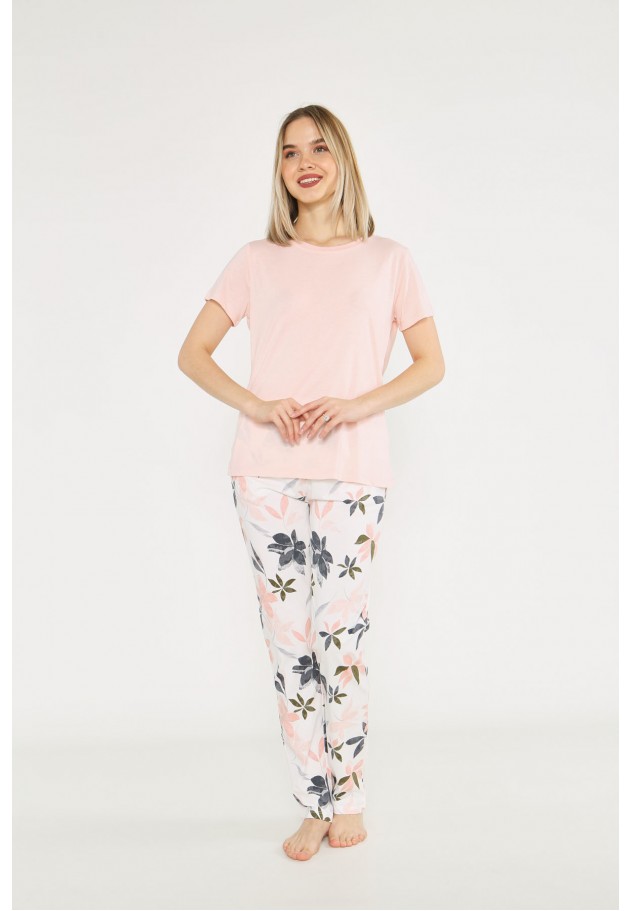 Pijama damă, bluză cu mânecă scurtă și decolteu rotund, pantaloni lungi cu imprimeu floral, culoare crem