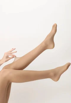 Dres Penti ,,Fit 15'' 15 DEN– fin si lucios, clin din bumbac, bej deschis