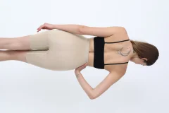 Pantaloni modelatori scurți cu talie înaltă – bej