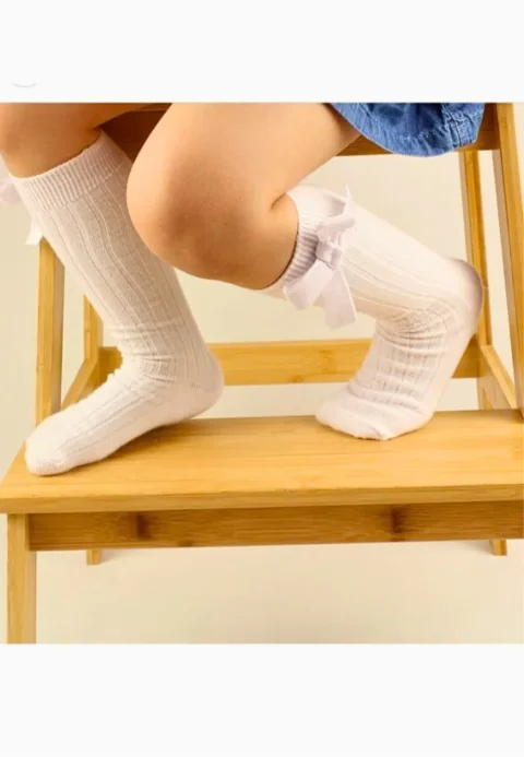 Șosete fetițe 3/4, bumbac, cu fundiță decorativă- culoare alb