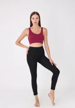 Bustieră Damă Bordo cu Bretele Late, Fără Push-Up – Confortabilă și Elegantă