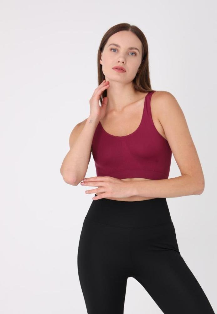 Bustieră Damă Bordo cu Bretele Late, Fără Push-Up – Confortabilă și Elegantă