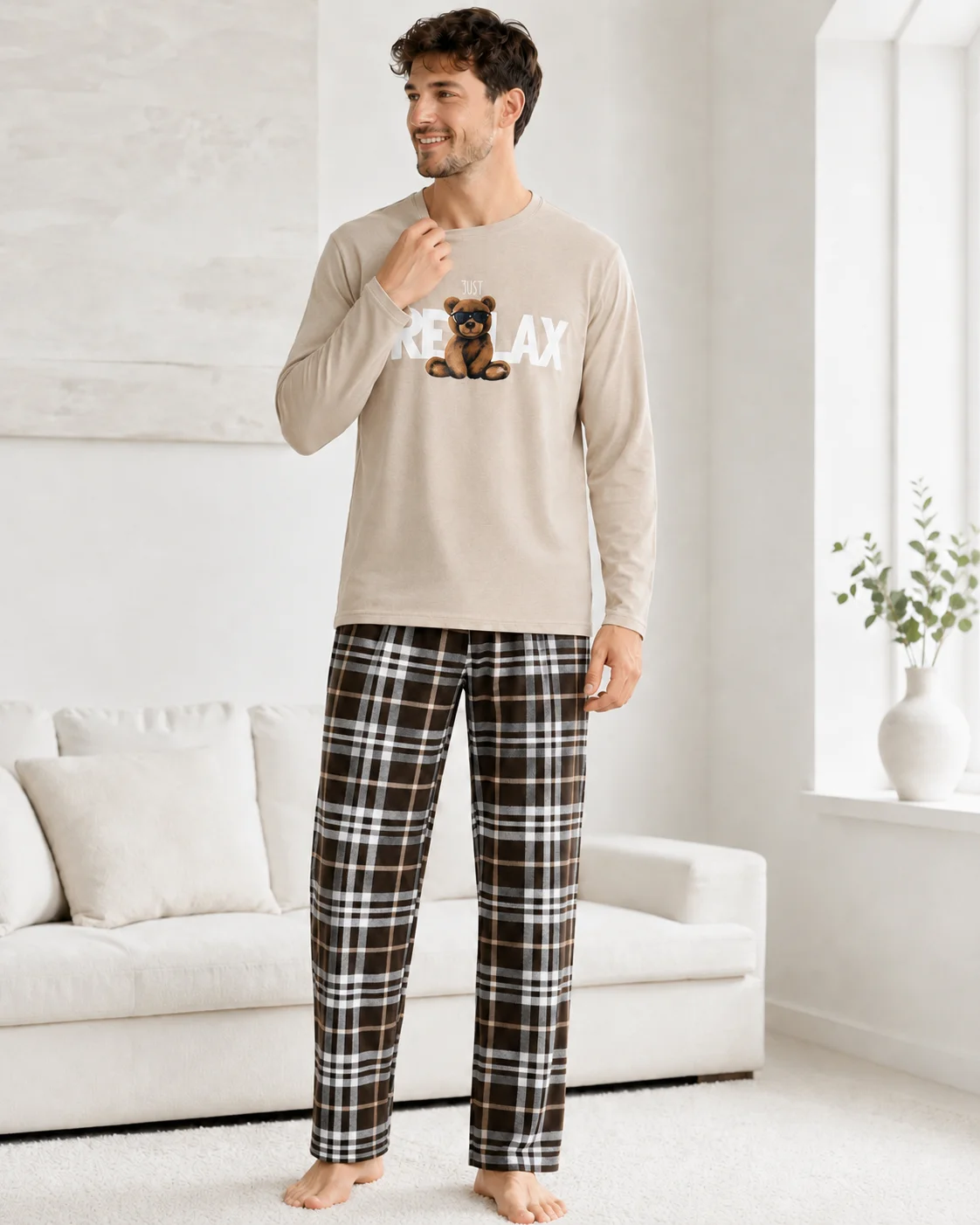 Set Pijama Barbati cu Maneca Lunga si Pantaloni in Carouri Maro-Bej — imagine 3