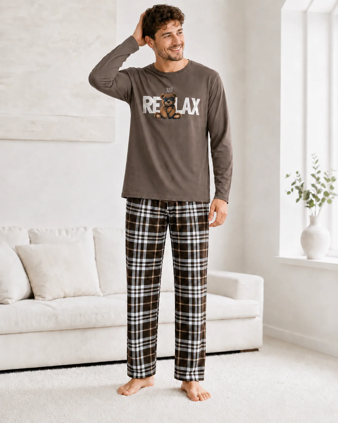 Set Pijama Barbati cu Maneca Lunga si Pantaloni in Carouri Maro-Maro — imagine 3
