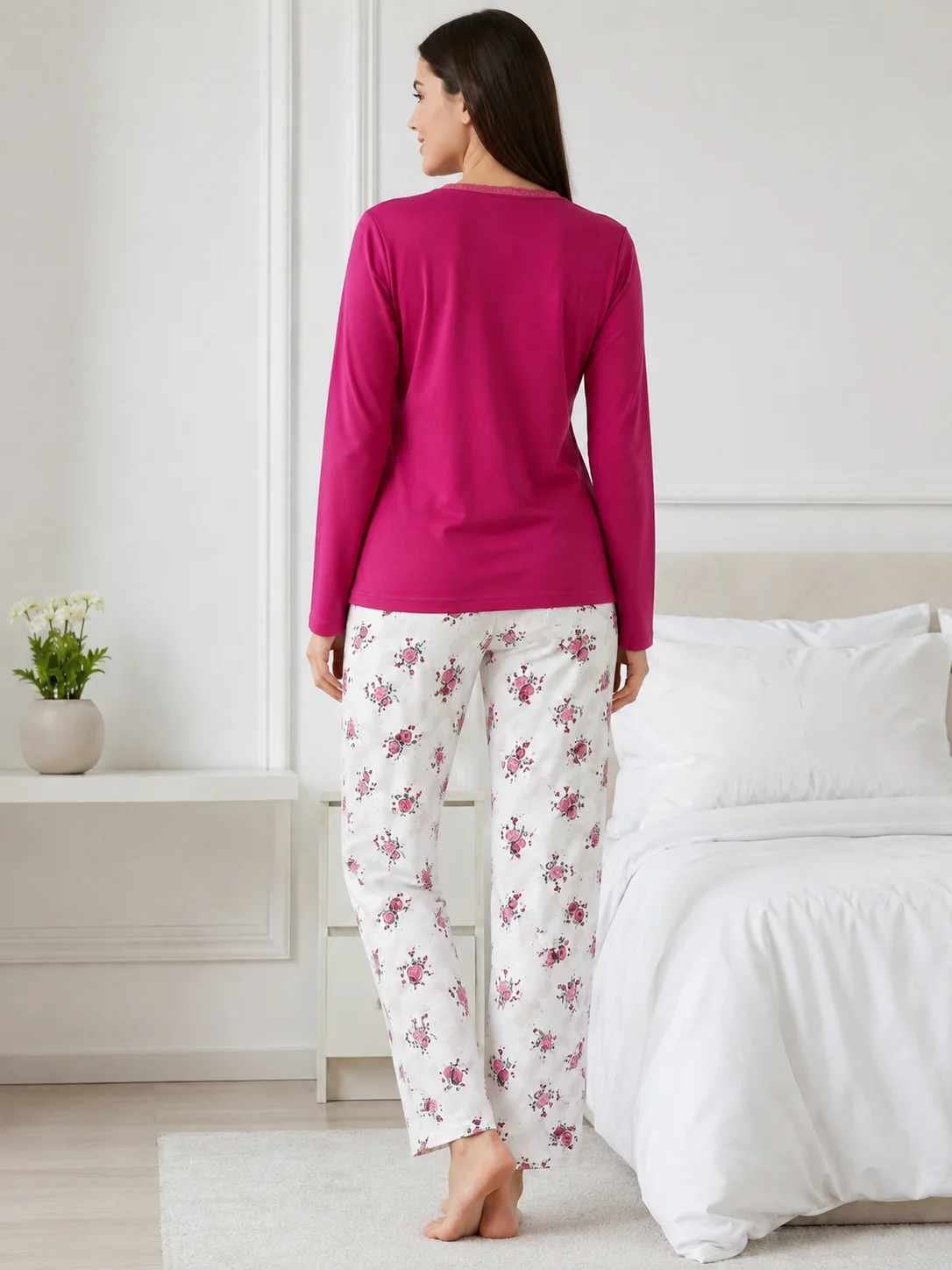 Pijama de Damă cu Bluză și Pantalon Alb cu Imprimeu Floral- Magenta