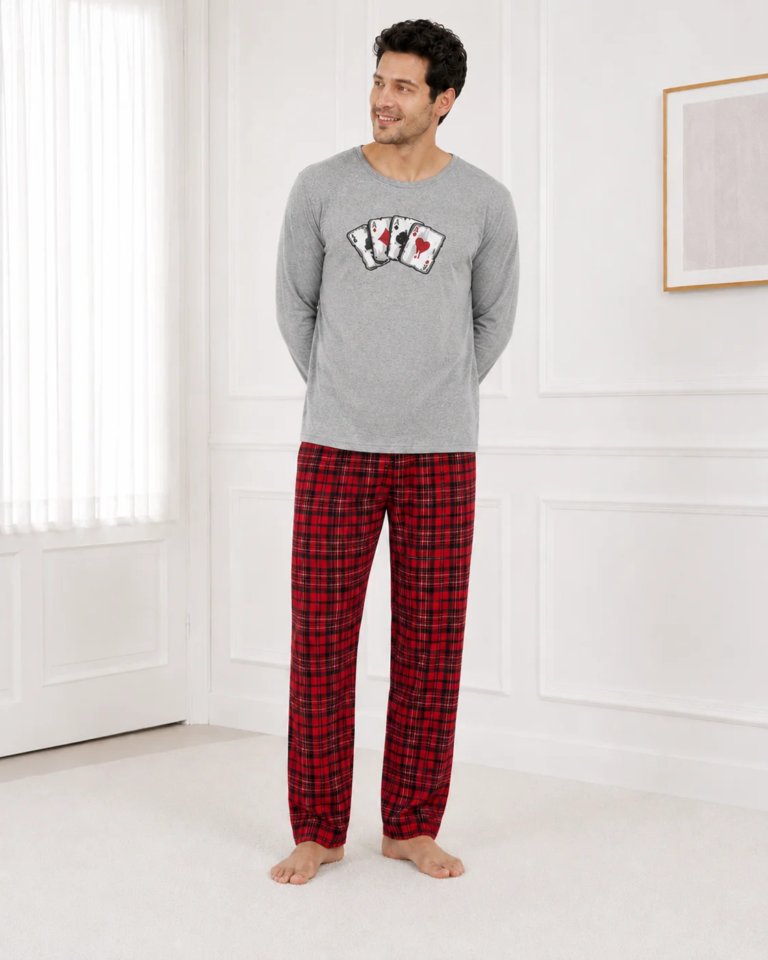 Set Pijama Barbati cu Maneca Lunga si Pantaloni in Carouri Rosi-Gri — imagine 2