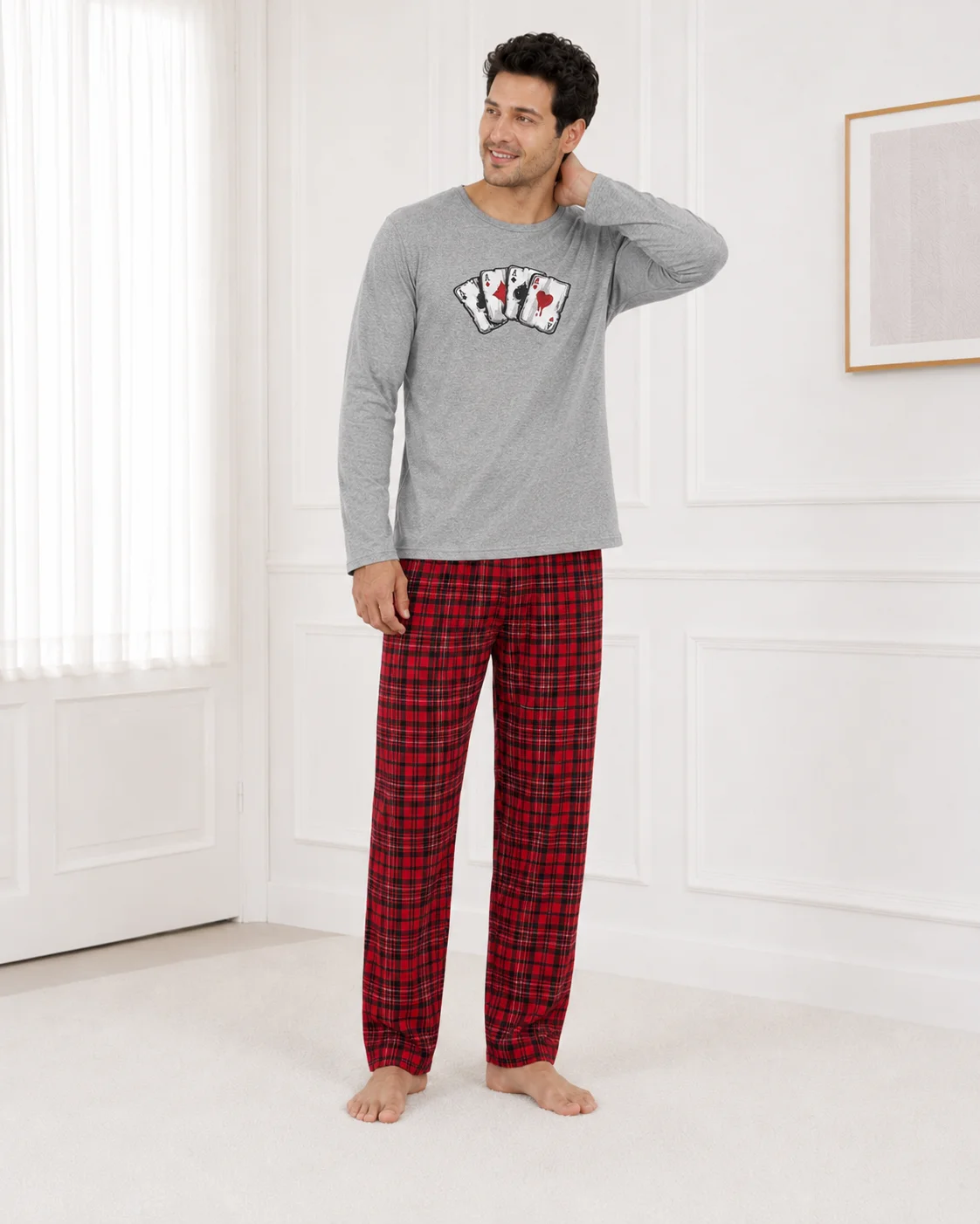 Set Pijama Barbati cu Maneca Lunga si Pantaloni in Carouri Rosi-Gri — imagine 1