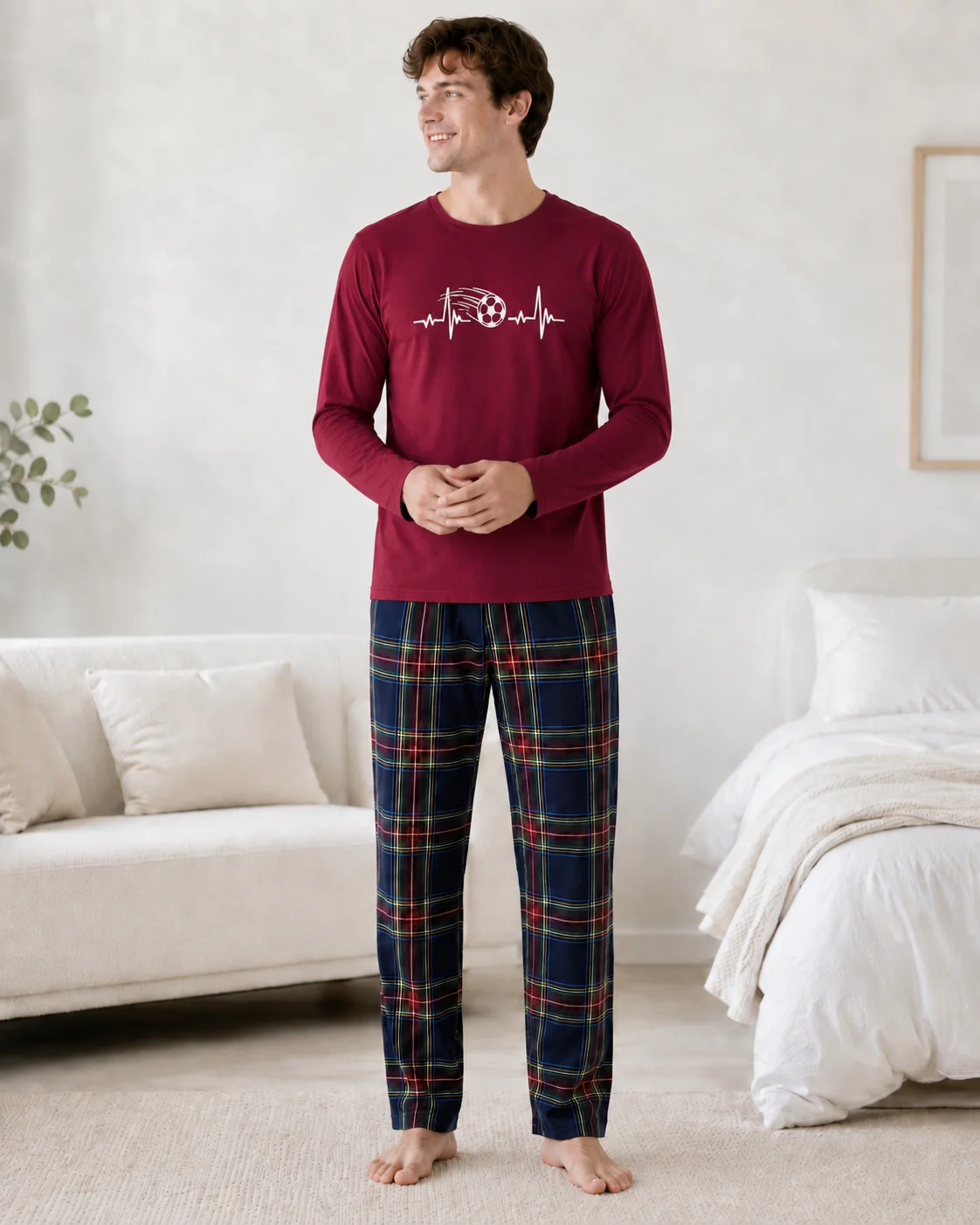 Set Pijama Barbati cu Imprimeu Fotbal și Pantaloni în Carouri-Bordo