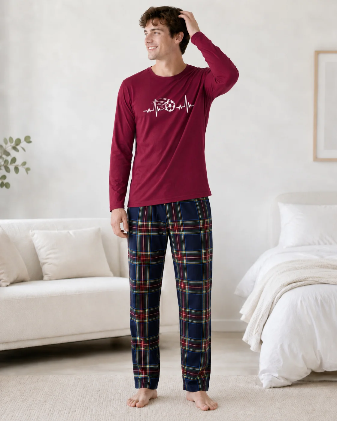 Set Pijama Barbati cu Imprimeu Fotbal și Pantaloni în Carouri-Bordo
