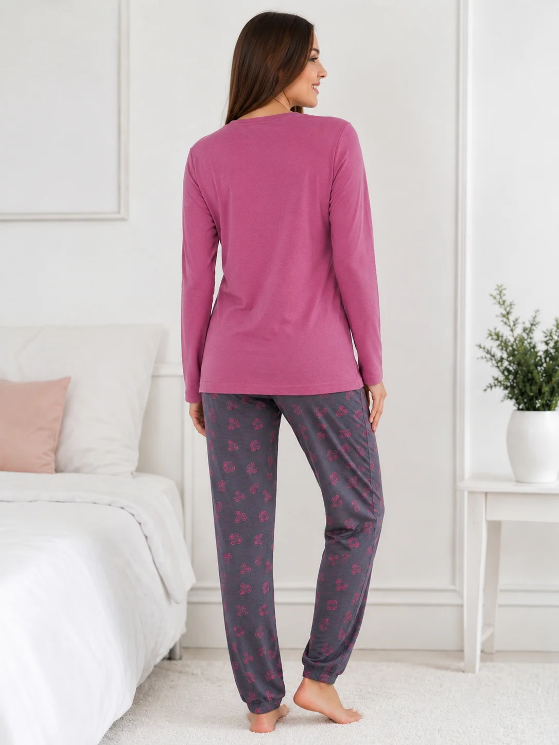 Pijama de Damă, Decolteu cu Dantelă și Pantalon Gri cu Imprimeu cu Inimi-Mov inchis