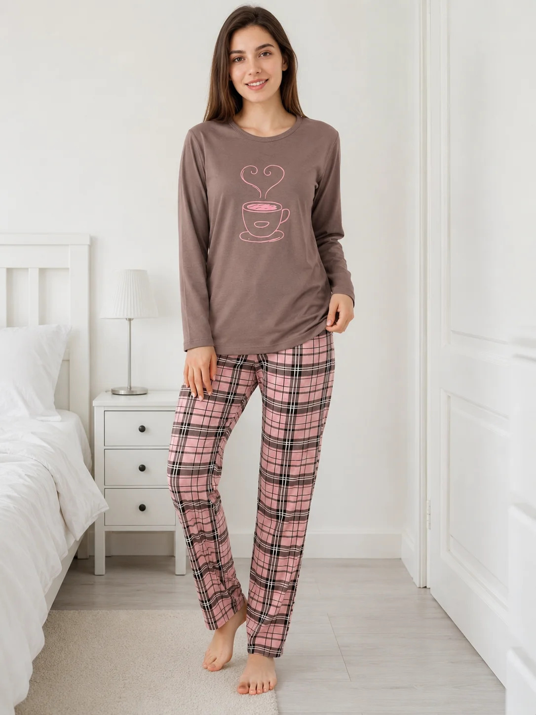 Pijama de Damă cu Imprimeu Căniță și Carouri-Maro