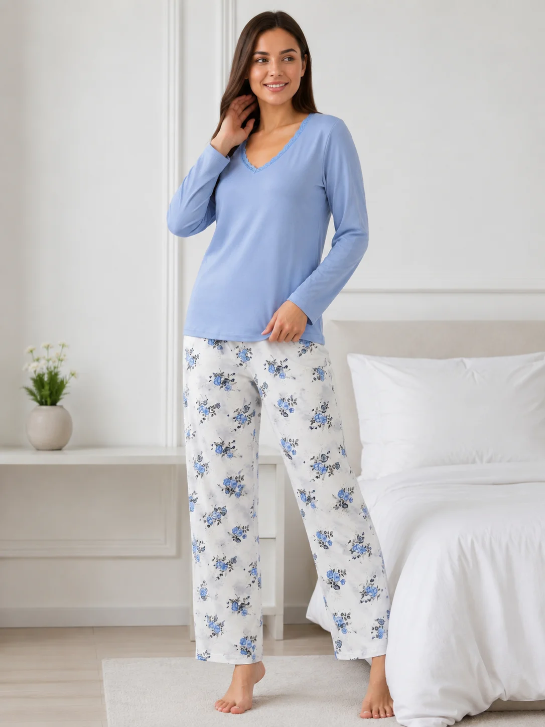 Pijama de Damă cu Bluză și Pantalon Alb cu Imprimeu Floral- Bleu
