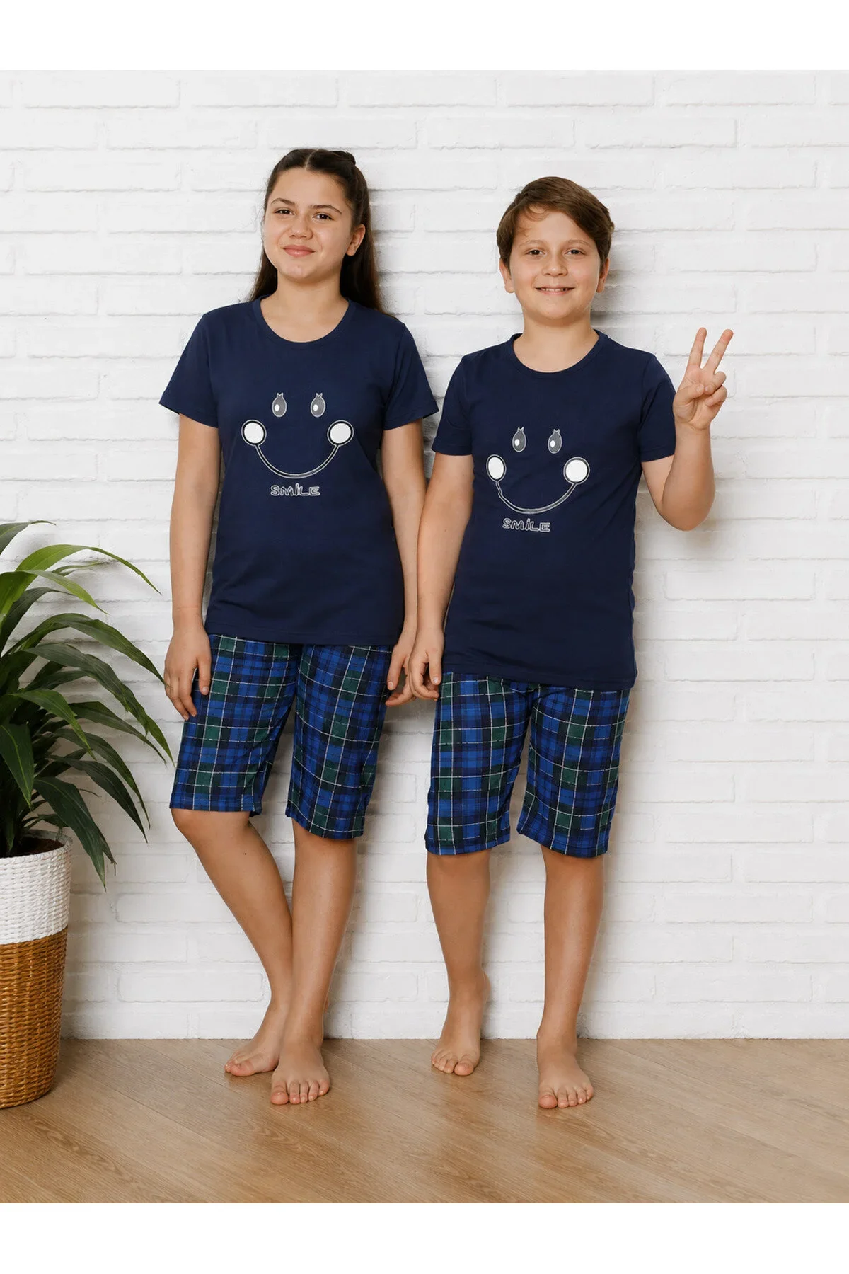 Pijama copii cu maneca scurta si pantalon 3/4,Bleumarin