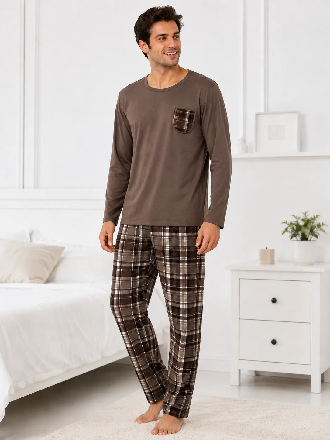 Pijama Barbati cu Buzunar în Carouri și Pantaloni Asortați-Maro — imagine 4