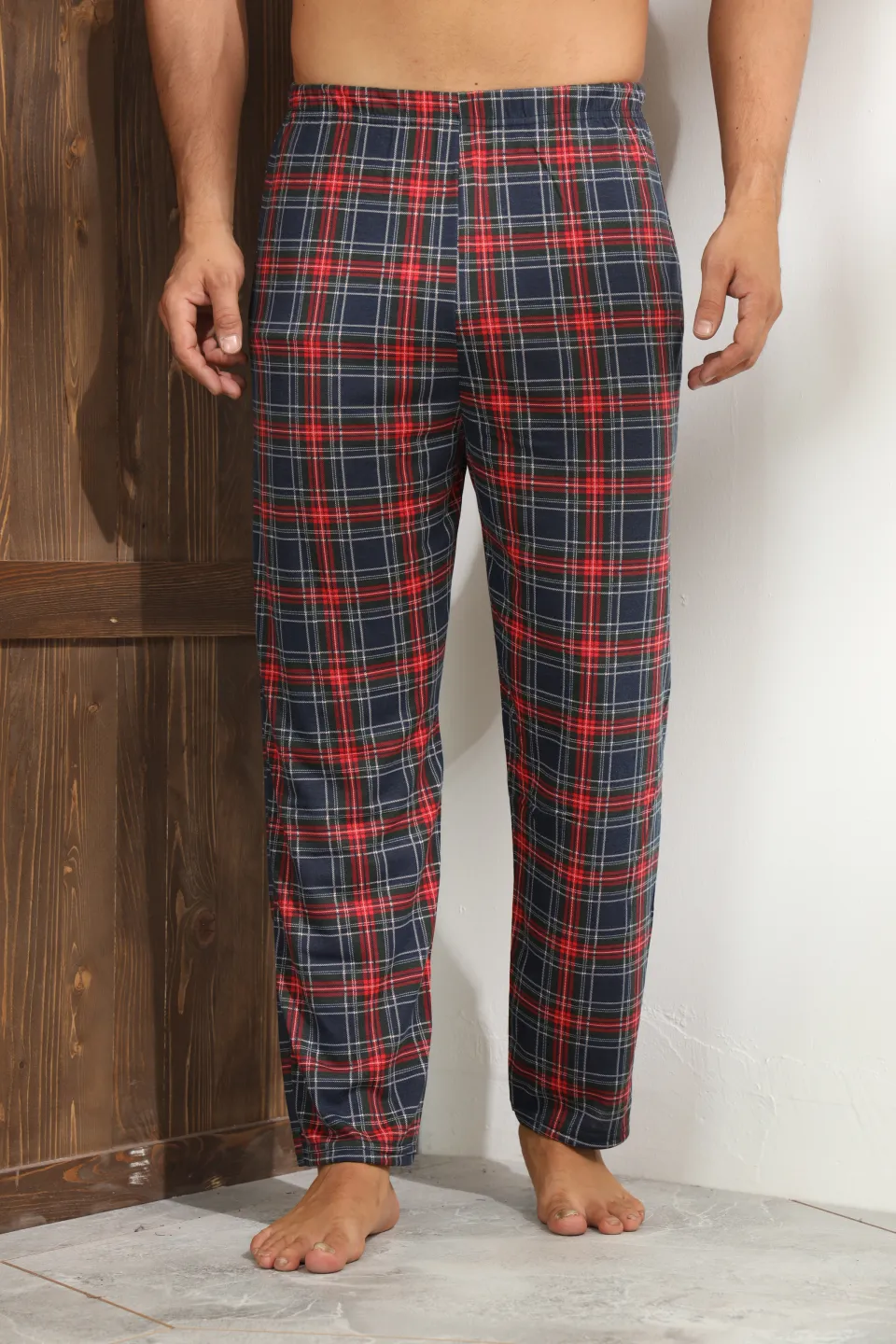 Pantaloni pijama bărbați albastru închis cu carouri roșii – croială lejeră