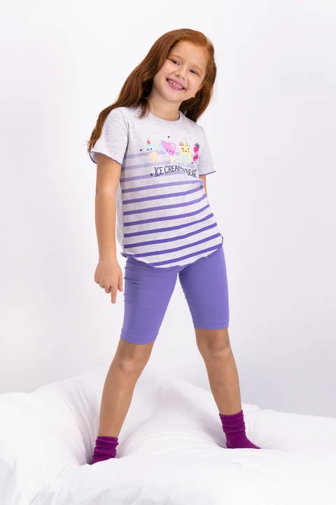 Pijama fetițe cu tricou și pantaloni trei sferturi, imprimeu înghețată, mov