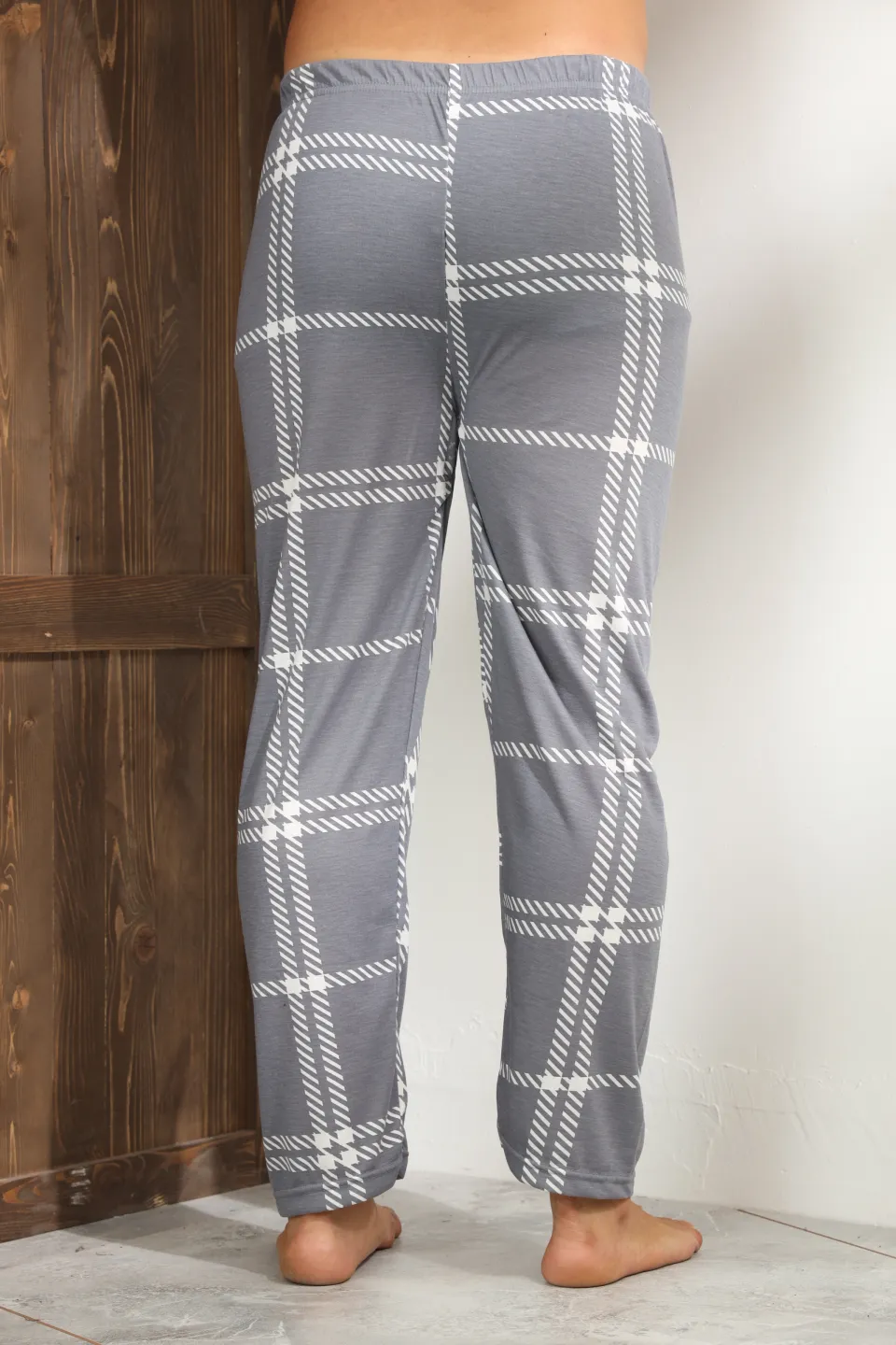 Pantaloni pijama bărbați gri închis cu carouri albe – croială lejeră