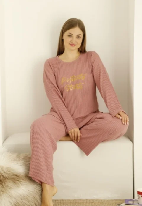 Pijama damă, mânecă lungă și pantaloni lungi cu imprimeu Positivity Stars, culoare roz pudra