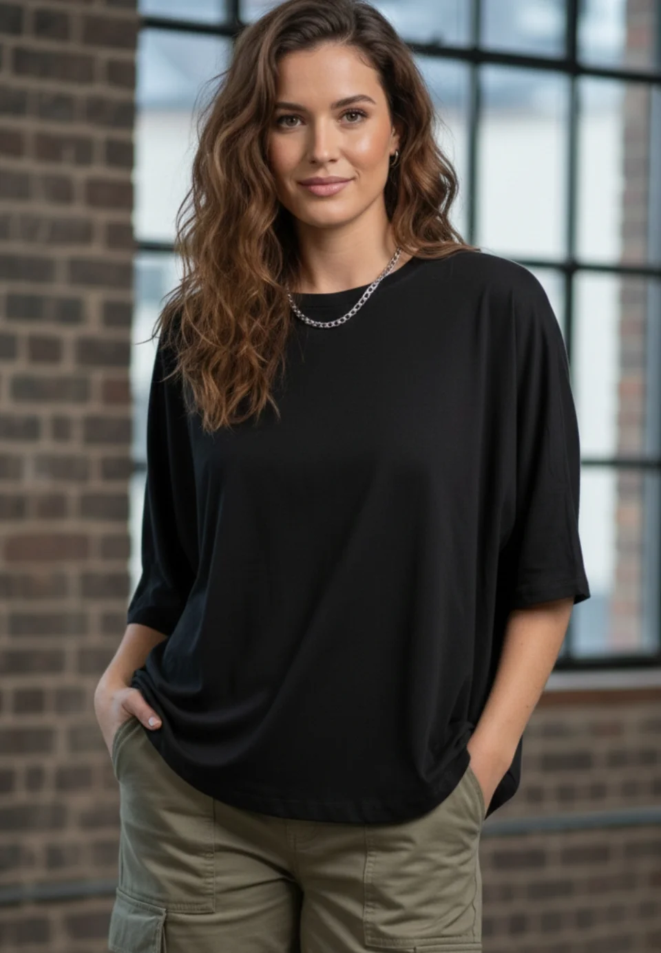 Tricou damă oversize negru cu mânecă fluture