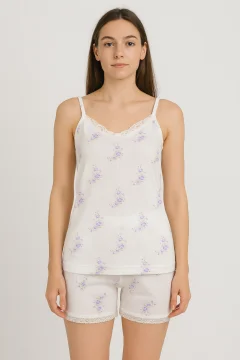 Pijama damă maiou și short – bretele subțiri, dantelă delicată, croială lejeră, imprimeu cu flori mov