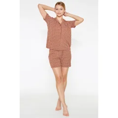 Pijama Dama din Viscoză – Bluza cu Mâneci Scurte și Pantaloni Scurți cu Elastic în Talie, Bordo