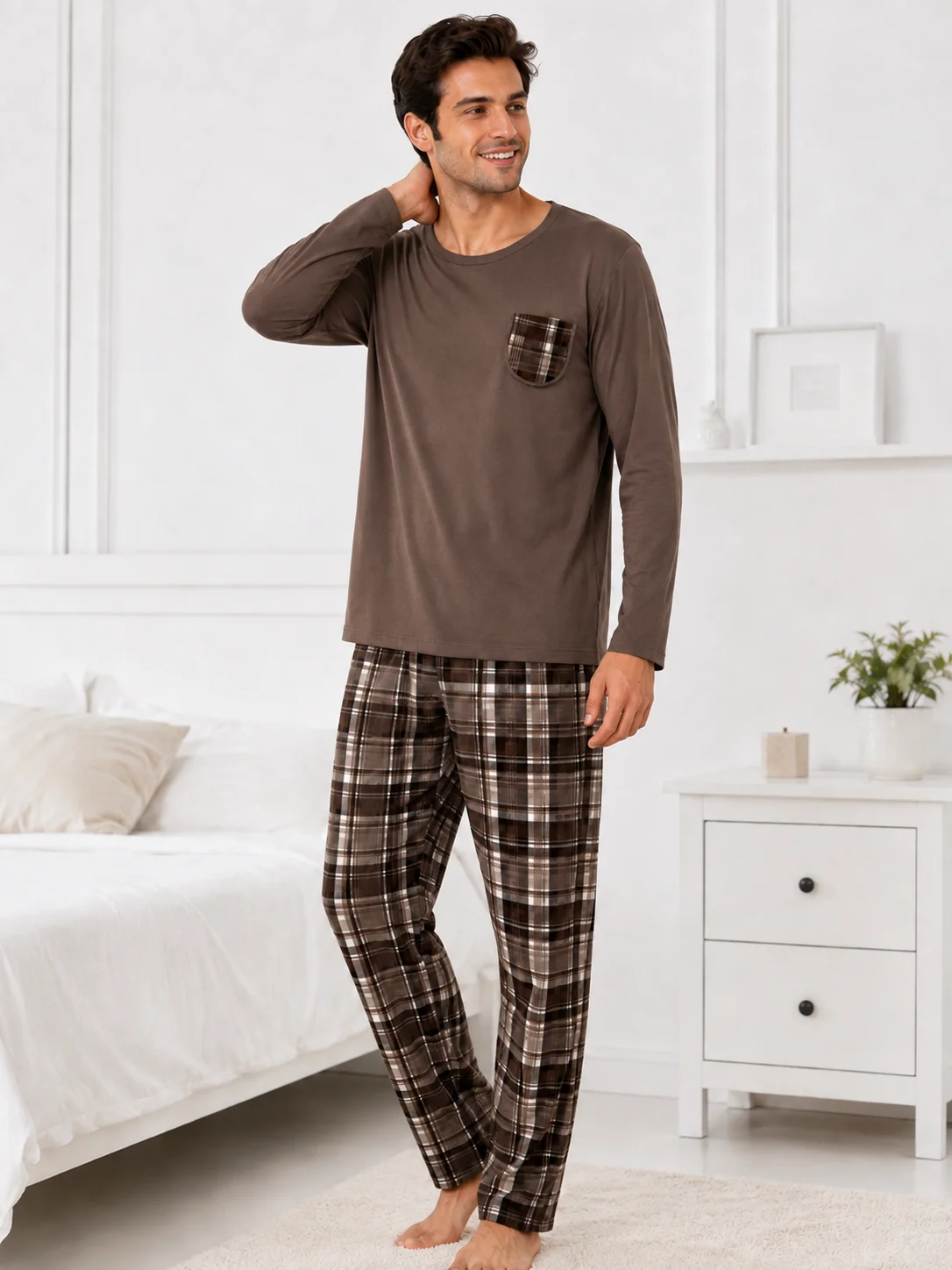 Pijama Barbati cu Buzunar în Carouri și Pantaloni Asortați-Maro