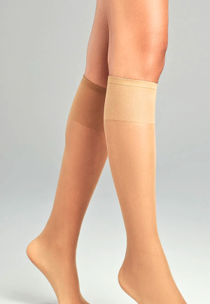 Șosete până la genunchi Fit 15 DEN, lucioase - Medium Nude