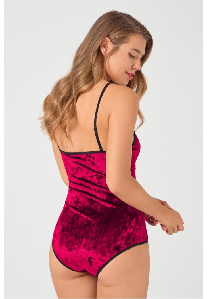 Body dama din catifea, decoltat, culoare visiniu