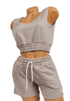 Compleu damă casual – set top scurt și pantaloni scurți, culoare maro