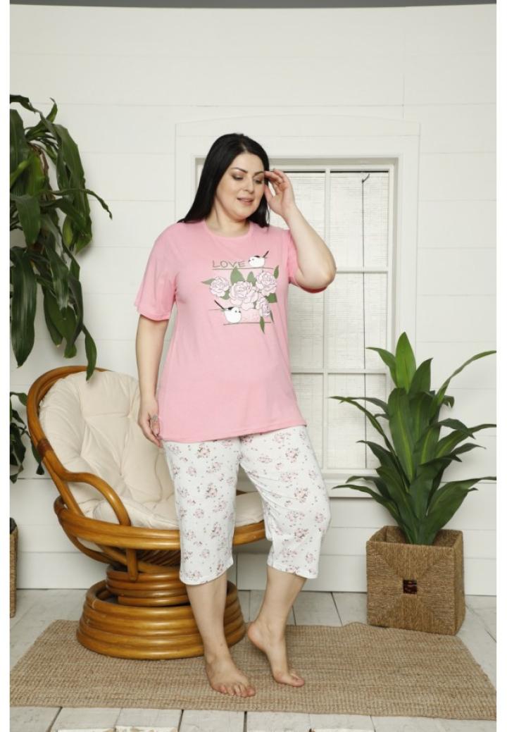 Pijama dama din bumbac cu imprimeu Love, tricou si pantaloni 3/4, roz