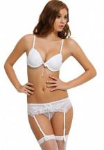 Set lenjerie albă 4 piese – Sutien, chilot tanga, centură & jartieră cu dantelă