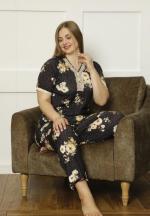 Pijamale damă Big Size, mânecă scurtă, pantaloni lungi, culoare negru, imprimeu floral