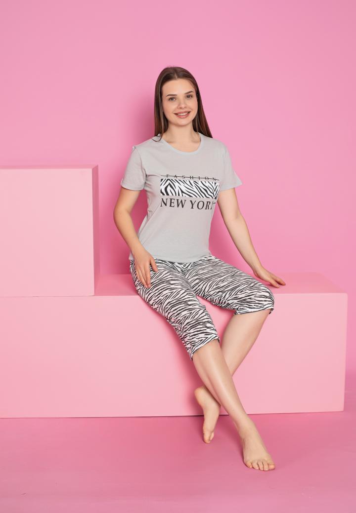 Pijama damă bumbac – tricou și pantaloni 3/4, imprimeu NEW YORK
