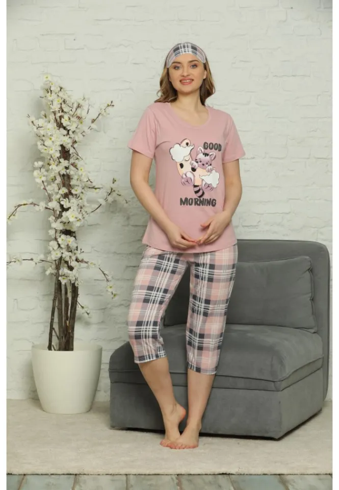 Pijama de Primăvară pentru Dama cu Masca de Dormit, maneca scurta, pantaloni 3/4, Imprimeu Good Morning, roz
