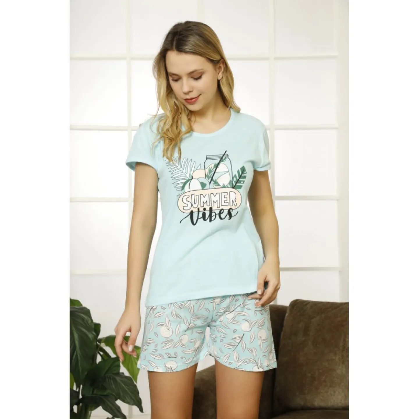 Pijama dama din bumbac, tricou blue cu imprimeu ,,Summer vibes" și pantaloni scurti asortați - 1