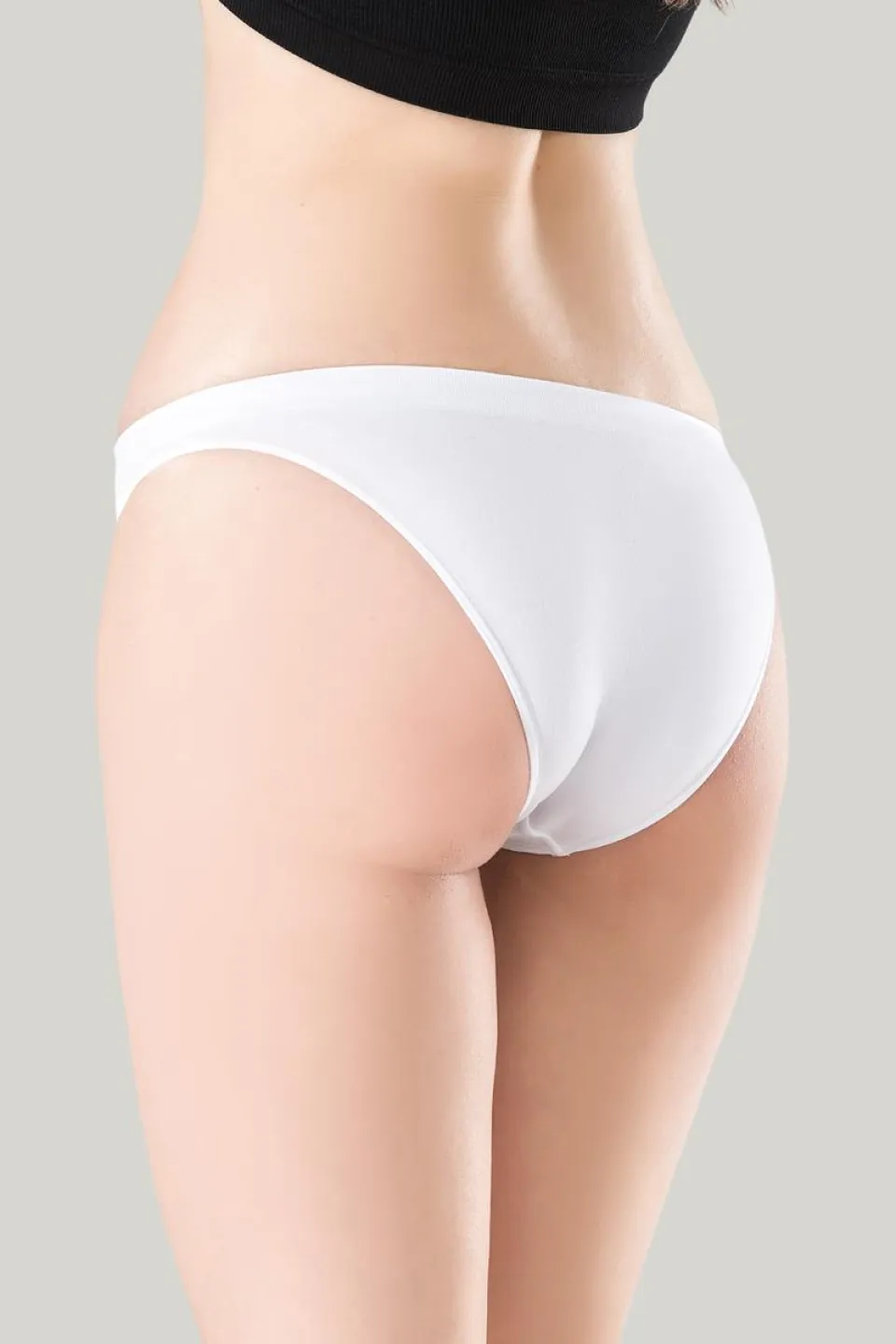 Chilot damă fără cusături , cu margine de silicon moale, tip slip, culoare alb - 1