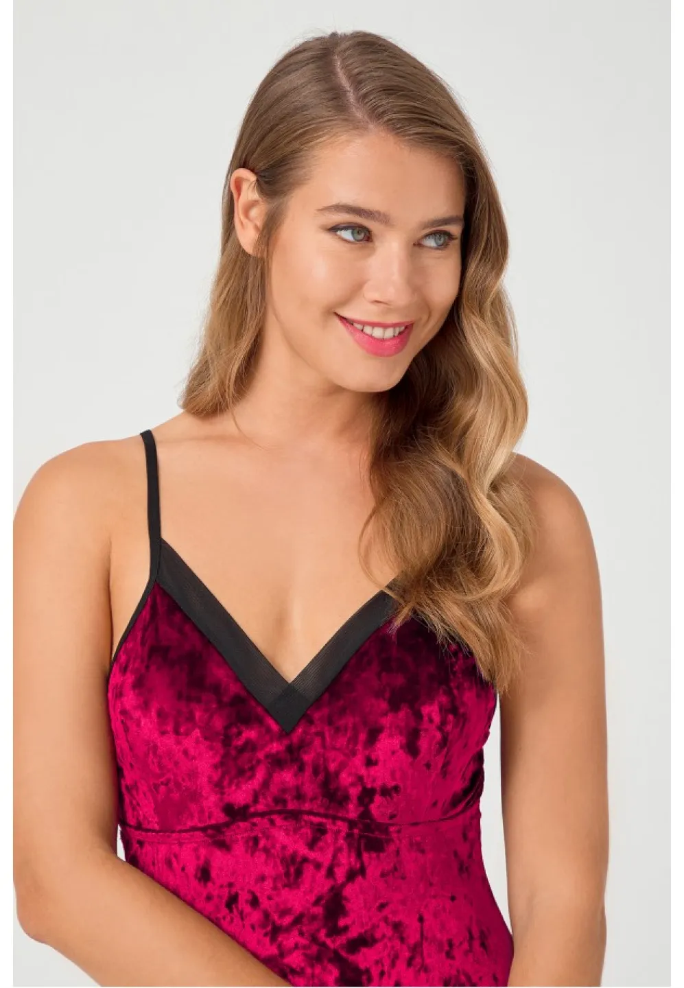 Body dama din catifea, decoltat, culoare visiniu - 2