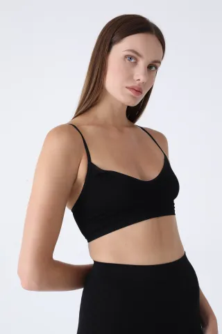 Bustieră damă cu bretele subțiri – negru hover