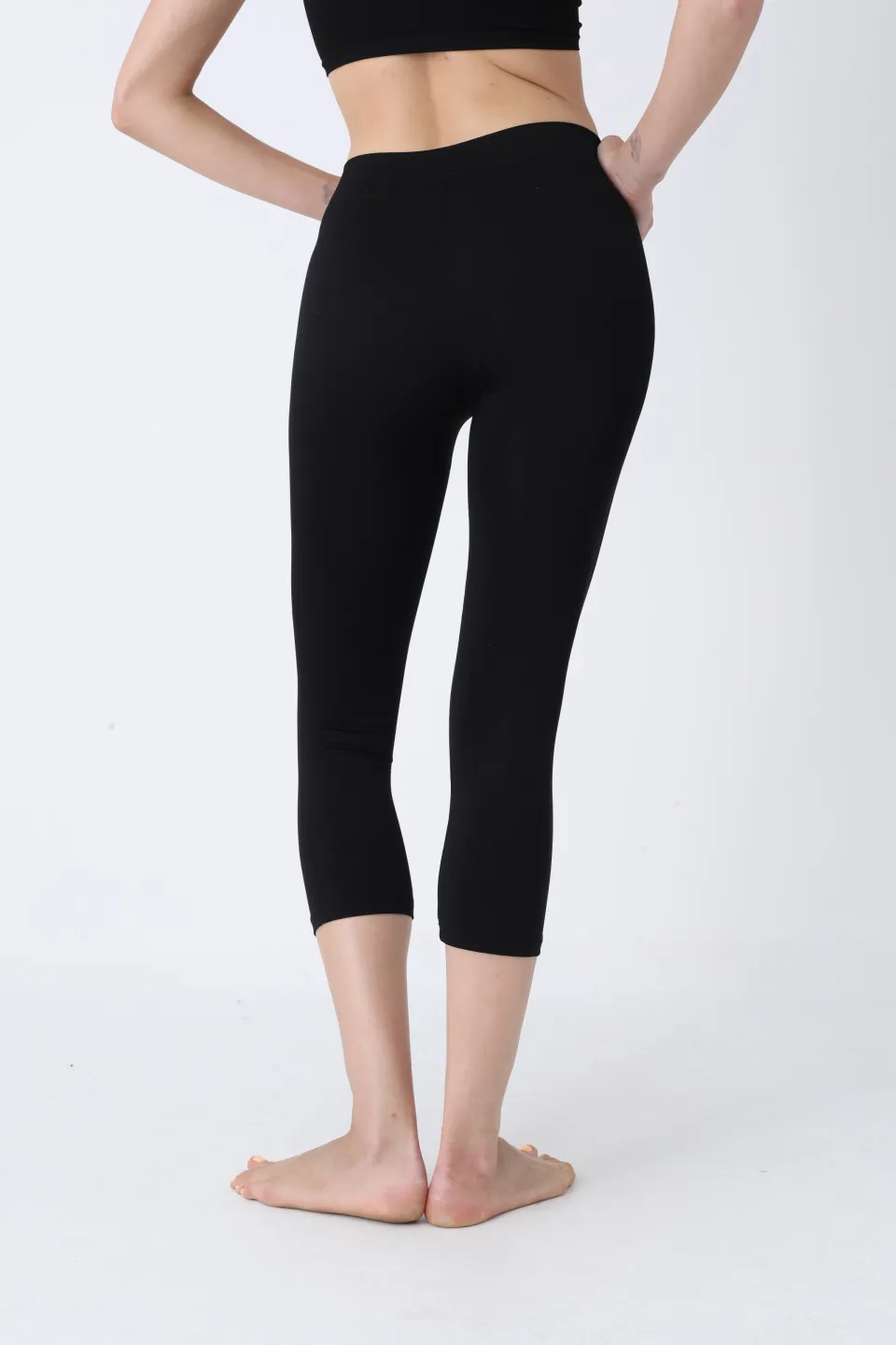 Colanți 3/4 damă negri cu talie înaltă – material opac, elastic - 3