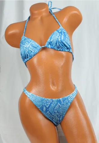 Costum de baie damă 2 piese cu imprimeu vesel – sutien cu șnur și slip tanga