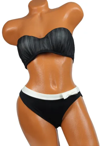 Costum de baie negru cu sclipici – sutien tip scoică cu balene și slip cu bandă albă