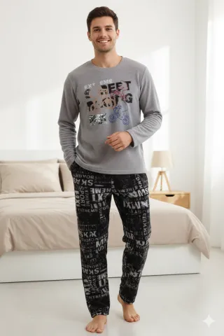 Pijama barbati polar, bluza cu maneca lunga si pantaloni lungi, culoare gri, imprimeu Street Racing hover