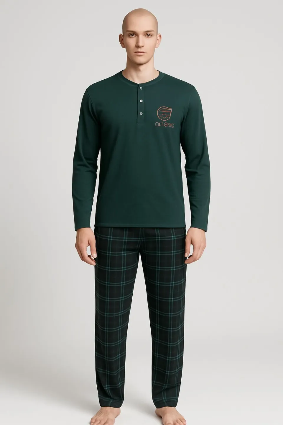 Pijama bărbat cu mâneci lungi și pantaloni lungi, bluză verde și pantaloni cu carouri - 1