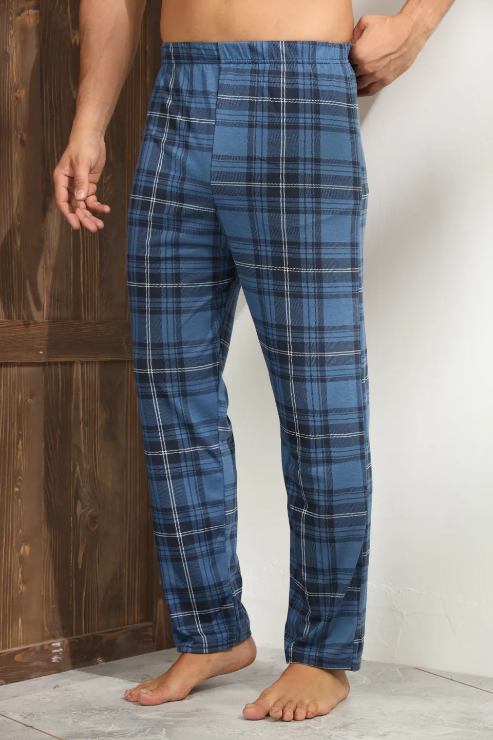 Pantaloni pijama bărbați navi cu carouri albe și linii negre – croială lejeră - 4