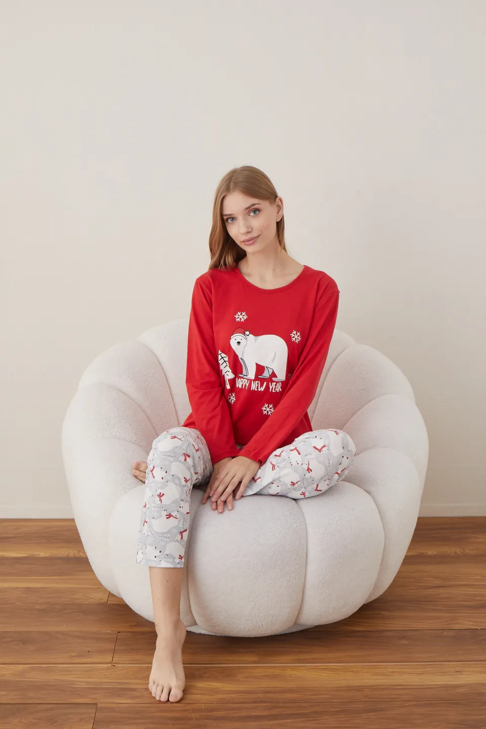 Pijama de Crăciun pentru damă, bluză roșie și pantaloni gri cu ursuleți, imprimeu „Urs Polar” - 5