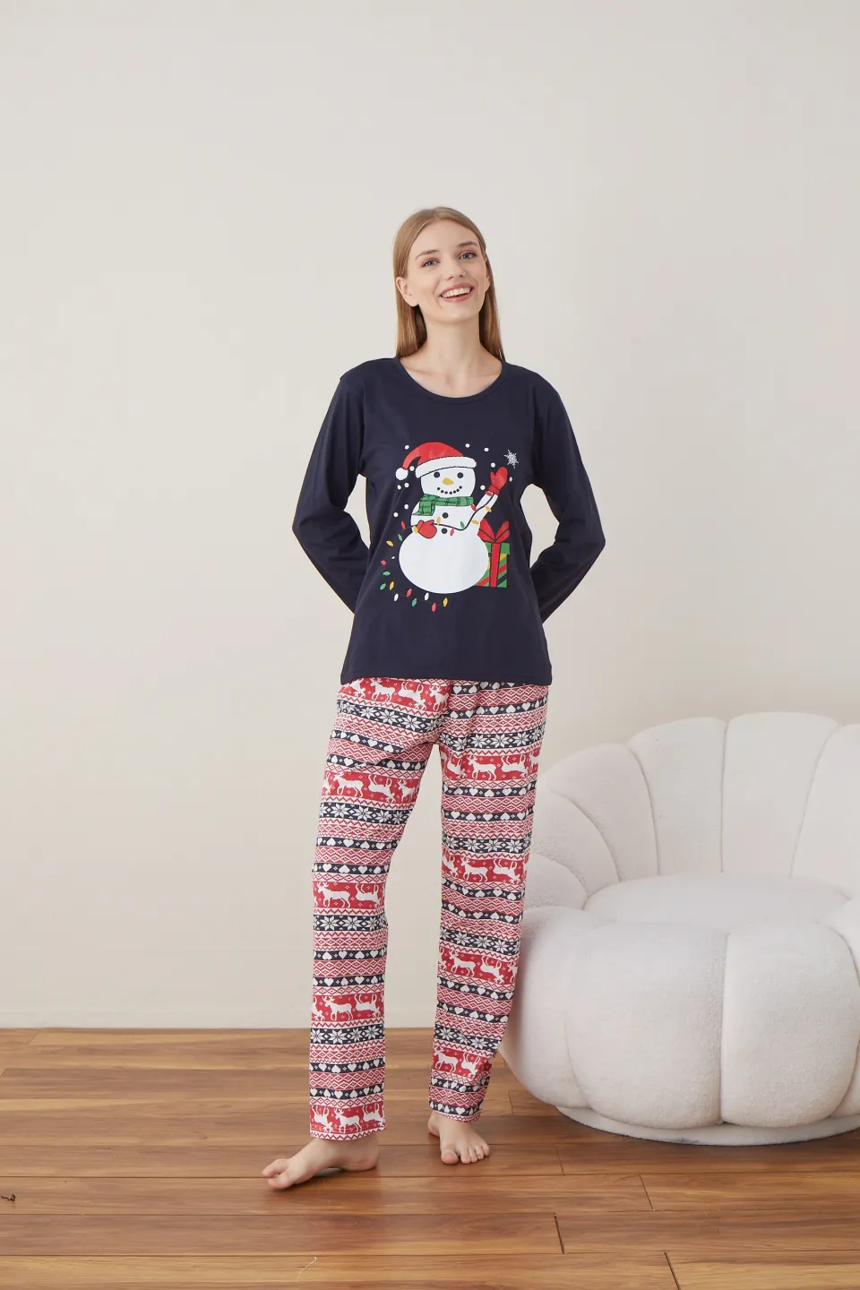 Pijama de Crăciun pentru damă, bluză bleumarin și pantaloni roșii, imprimeu „Om de Zăpadă” - 3